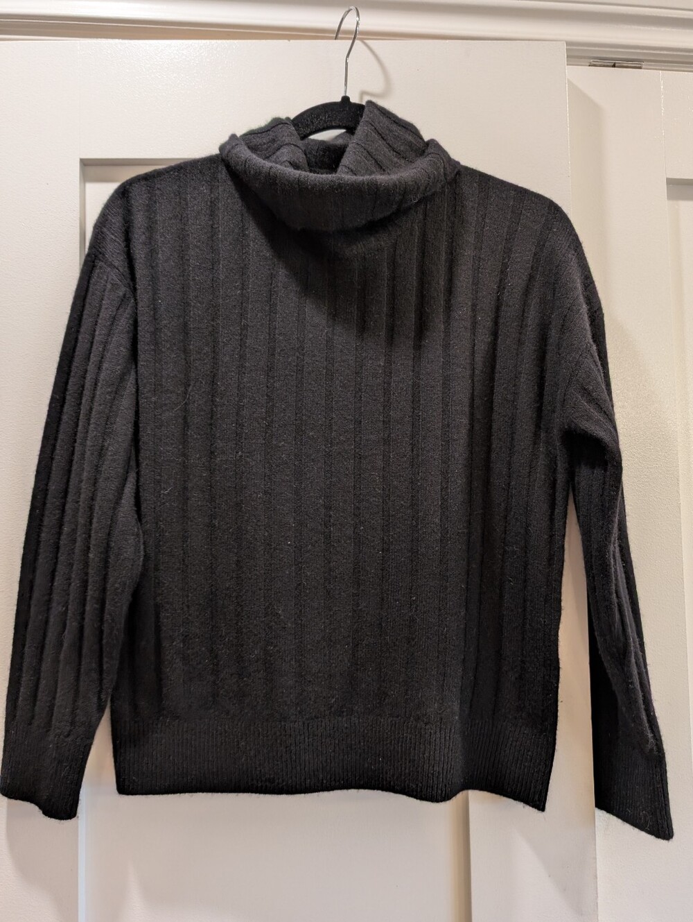 100% Cashmere Ribbed Turtleneck,S